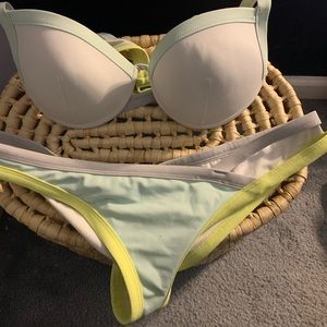 Victoria’s Secret bathing suit set